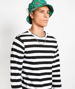 Trippnyc.com Women BONDAGE BUCKET HAT GREEN PLAID