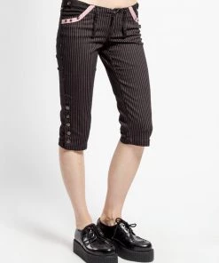 Trippnyc.com PINSTRIPE KNEE SHORT